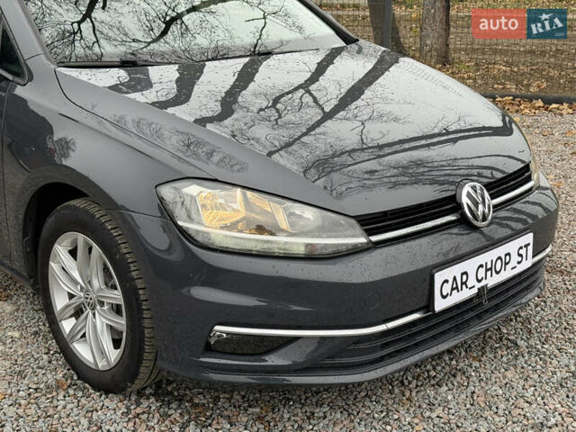 Серый Фольксваген Гольф, объемом двигателя 1.6 л и пробегом 234 тыс. км за 12300 $, фото 20 на Automoto.ua