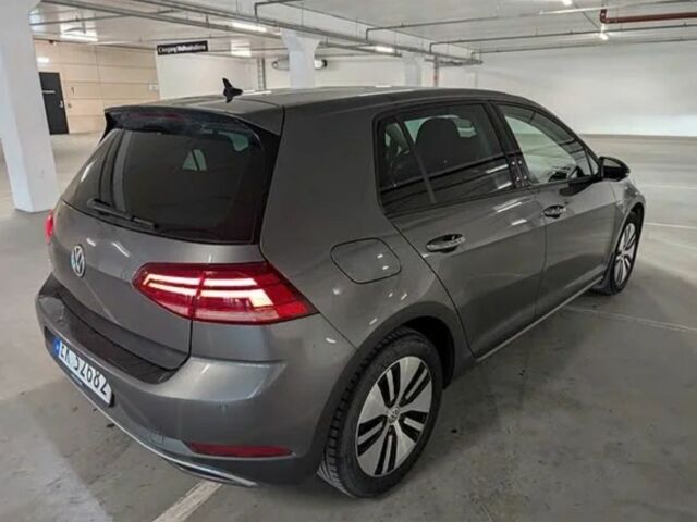 Серый Фольксваген Гольф, объемом двигателя 0 л и пробегом 157 тыс. км за 10400 $, фото 3 на Automoto.ua