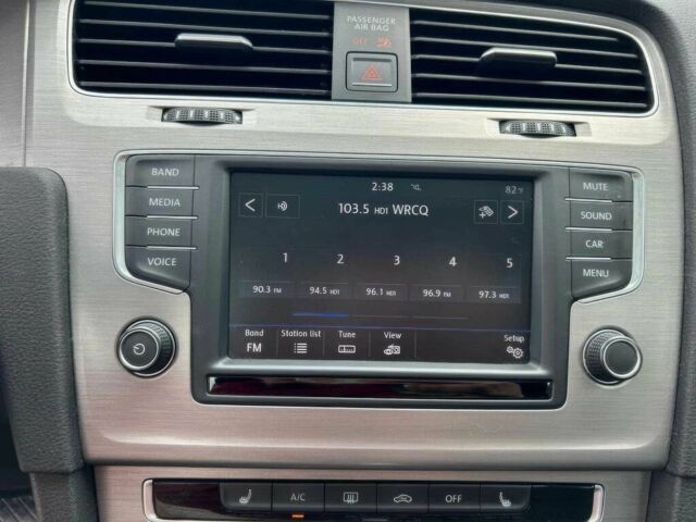 Серый Фольксваген Гольф, объемом двигателя 1.8 л и пробегом 67 тыс. км за 5200 $, фото 9 на Automoto.ua