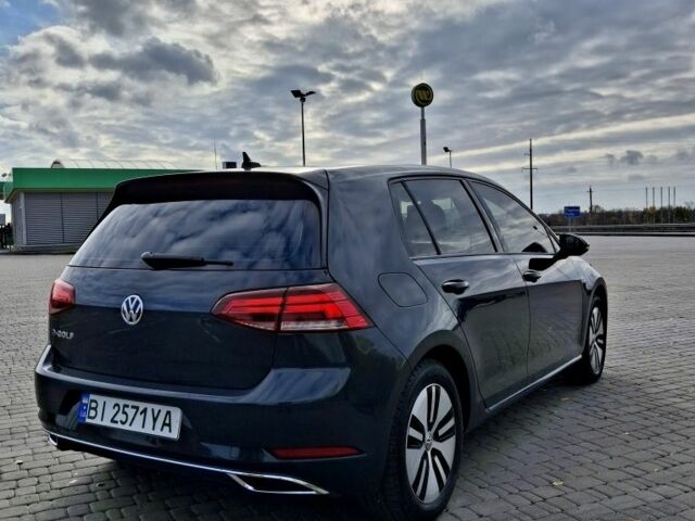 Серый Фольксваген Гольф, объемом двигателя 0 л и пробегом 112 тыс. км за 13300 $, фото 4 на Automoto.ua