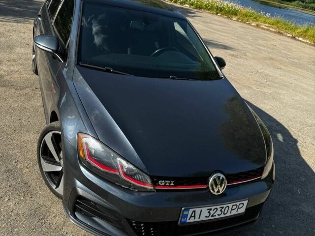 Серый Фольксваген Гольф, объемом двигателя 2 л и пробегом 99 тыс. км за 19999 $, фото 7 на Automoto.ua