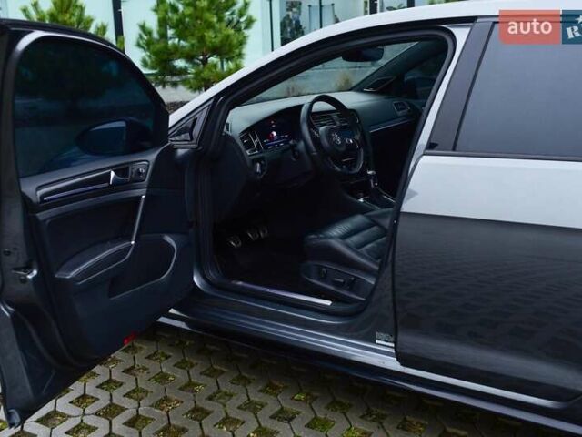 Сірий Фольксваген Гольф, об'ємом двигуна 1.99 л та пробігом 143 тис. км за 22900 $, фото 26 на Automoto.ua