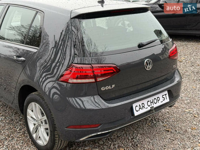 Серый Фольксваген Гольф, объемом двигателя 1.6 л и пробегом 234 тыс. км за 12300 $, фото 9 на Automoto.ua