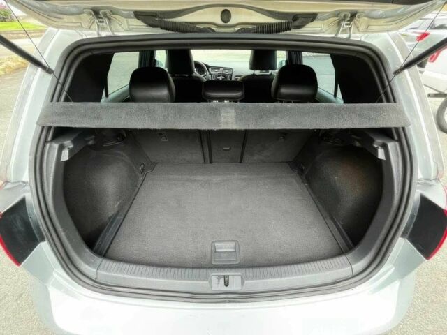 Серый Фольксваген Гольф, объемом двигателя 2 л и пробегом 66 тыс. км за 4900 $, фото 14 на Automoto.ua