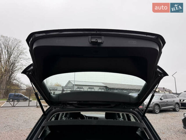 Серый Фольксваген Гольф, объемом двигателя 1.6 л и пробегом 234 тыс. км за 12300 $, фото 25 на Automoto.ua