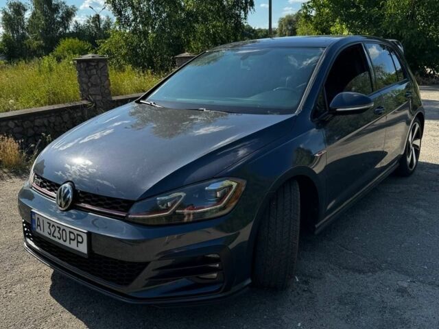 Серый Фольксваген Гольф, объемом двигателя 2 л и пробегом 99 тыс. км за 19999 $, фото 11 на Automoto.ua