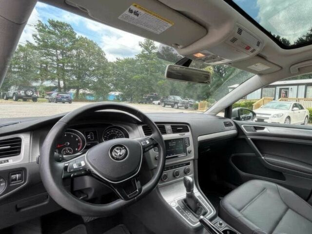 Серый Фольксваген Гольф, объемом двигателя 1.8 л и пробегом 60 тыс. км за 3800 $, фото 8 на Automoto.ua