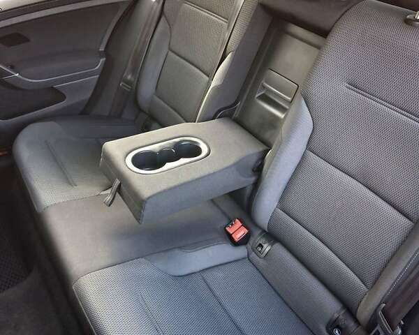 Сірий Фольксваген Гольф, об'ємом двигуна 0 л та пробігом 112 тис. км за 13300 $, фото 5 на Automoto.ua