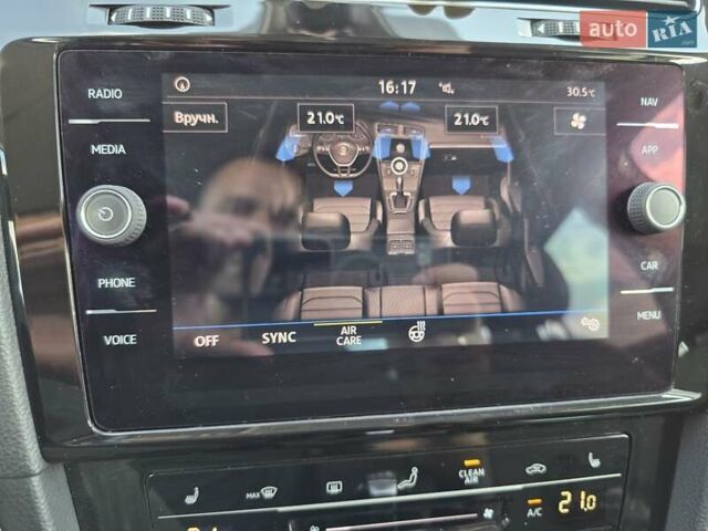 Фольксваген Гольф 2017 у Мукачеве на Automoto.ua Сірий Фольксваген Гольф, об'ємом двигуна 1.4 л та пробігом 189 тис. км за 17900 $, фото 10 на Automoto.ua
