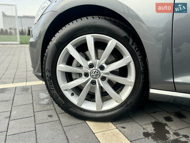 Серый Фольксваген Гольф, объемом двигателя 1.4 л и пробегом 92 тыс. км за 15699 $, фото 31 на Automoto.ua