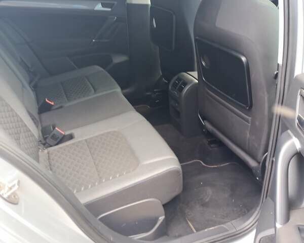 Сірий Фольксваген Гольф, об'ємом двигуна 1.6 л та пробігом 206 тис. км за 13500 $, фото 16 на Automoto.ua