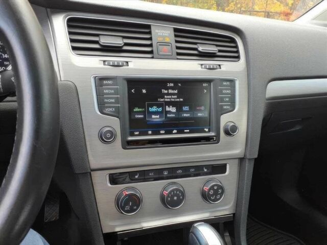 Серый Фольксваген Гольф, объемом двигателя 1.8 л и пробегом 62 тыс. км за 2700 $, фото 8 на Automoto.ua