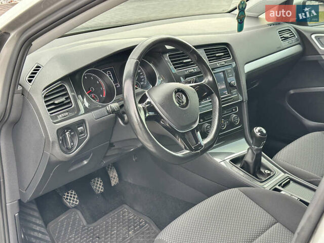 Сірий Фольксваген Гольф, об'ємом двигуна 1.4 л та пробігом 119 тис. км за 12900 $, фото 34 на Automoto.ua