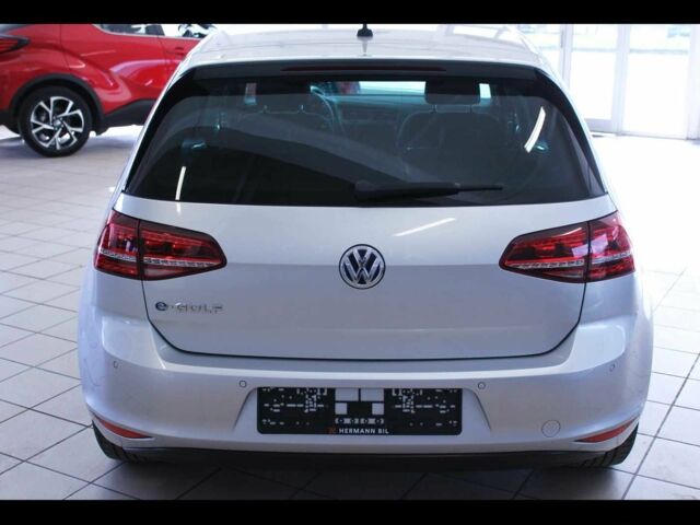 Сірий Фольксваген Гольф, об'ємом двигуна 0 л та пробігом 87 тис. км за 6900 $, фото 5 на Automoto.ua