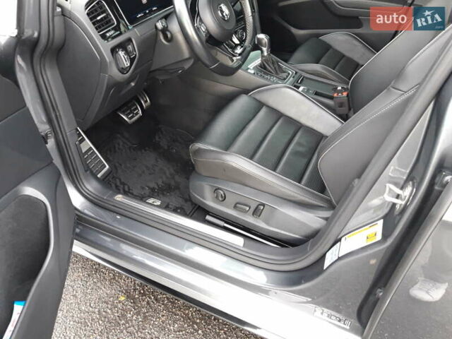 Серый Фольксваген Гольф, объемом двигателя 2 л и пробегом 51 тыс. км за 26900 $, фото 13 на Automoto.ua