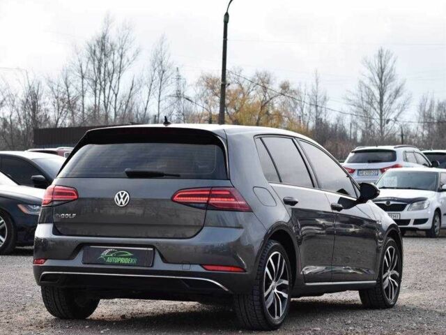 Серый Фольксваген Гольф, объемом двигателя 0 л и пробегом 141 тыс. км за 13200 $, фото 1 на Automoto.ua