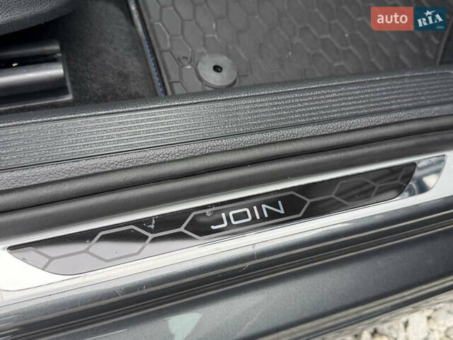 Серый Фольксваген Гольф, объемом двигателя 1.6 л и пробегом 234 тыс. км за 15900 $, фото 43 на Automoto.ua