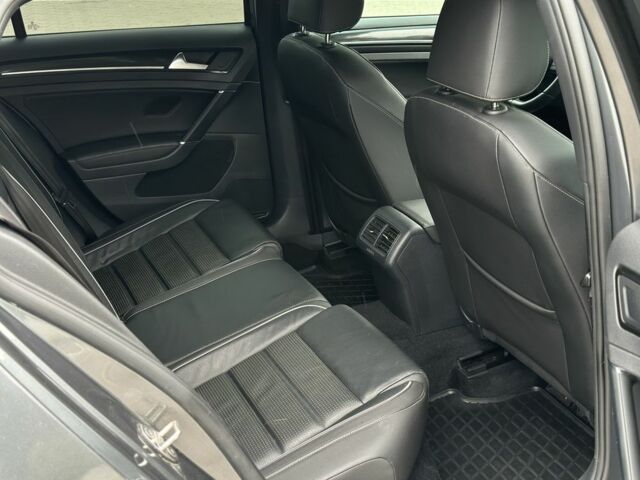 Серый Фольксваген Гольф, объемом двигателя 2 л и пробегом 52 тыс. км за 24950 $, фото 20 на Automoto.ua