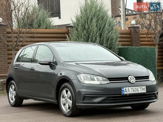 Серый Фольксваген Гольф, объемом двигателя 1 л и пробегом 230 тыс. км за 11300 $, фото 8 на Automoto.ua