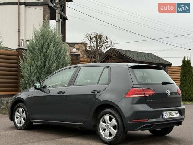 Серый Фольксваген Гольф, объемом двигателя 1 л и пробегом 230 тыс. км за 11300 $, фото 12 на Automoto.ua