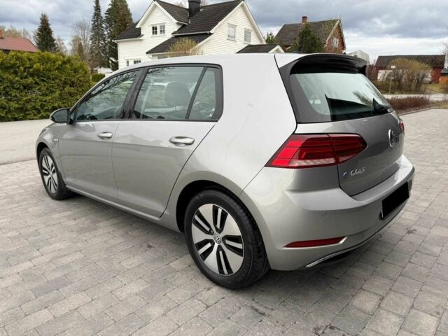 Серый Фольксваген Гольф, объемом двигателя 0 л и пробегом 101 тыс. км за 11000 $, фото 5 на Automoto.ua