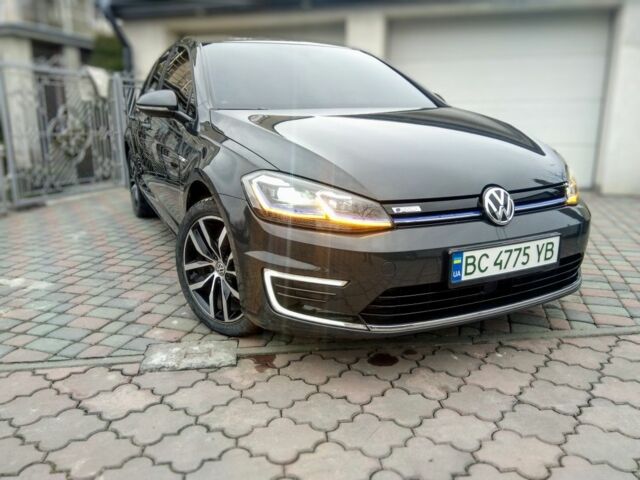 Фольксваген Гольф 2018 у Городке на Automoto.ua Сірий Фольксваген Гольф, об'ємом двигуна 0 л та пробігом 130 тис. км за 13000 $, фото 1 на Automoto.ua