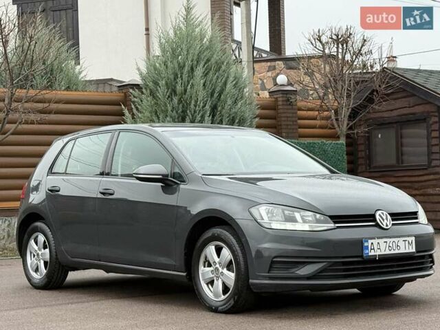 Серый Фольксваген Гольф, объемом двигателя 1 л и пробегом 230 тыс. км за 11300 $, фото 10 на Automoto.ua