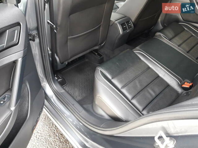 Серый Фольксваген Гольф, объемом двигателя 2 л и пробегом 51 тыс. км за 26900 $, фото 17 на Automoto.ua