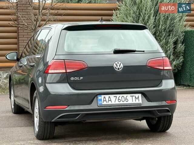 Серый Фольксваген Гольф, объемом двигателя 1 л и пробегом 230 тыс. км за 11300 $, фото 19 на Automoto.ua