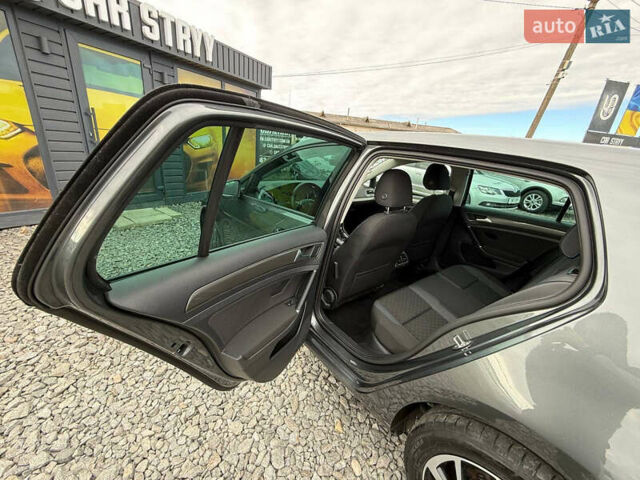 Серый Фольксваген Гольф, объемом двигателя 1.6 л и пробегом 234 тыс. км за 15300 $, фото 48 на Automoto.ua