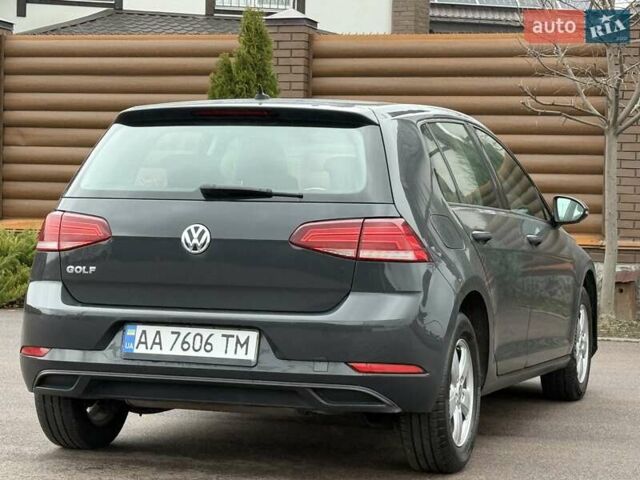 Серый Фольксваген Гольф, объемом двигателя 1 л и пробегом 230 тыс. км за 11300 $, фото 23 на Automoto.ua