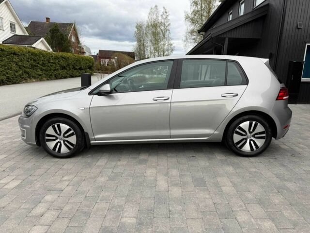 Серый Фольксваген Гольф, объемом двигателя 0 л и пробегом 101 тыс. км за 11000 $, фото 4 на Automoto.ua