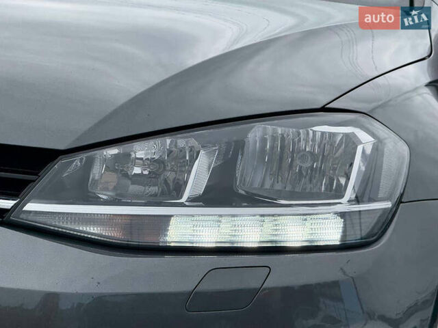 Серый Фольксваген Гольф, объемом двигателя 1.6 л и пробегом 234 тыс. км за 15900 $, фото 23 на Automoto.ua