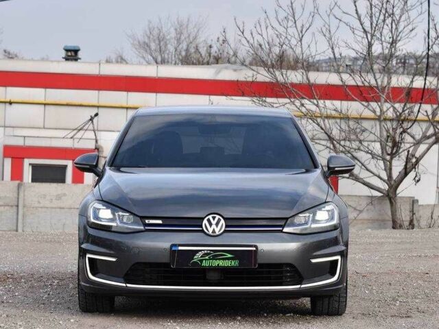 Серый Фольксваген Гольф, объемом двигателя 0 л и пробегом 141 тыс. км за 13200 $, фото 8 на Automoto.ua