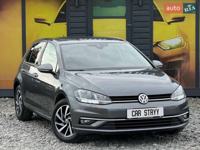 Серый Фольксваген Гольф, объемом двигателя 1.6 л и пробегом 234 тыс. км за 15900 $, фото 11 на Automoto.ua