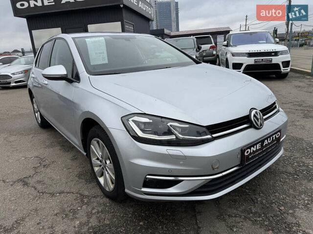 Серый Фольксваген Гольф, объемом двигателя 1.4 л и пробегом 204 тыс. км за 16990 $, фото 3 на Automoto.ua