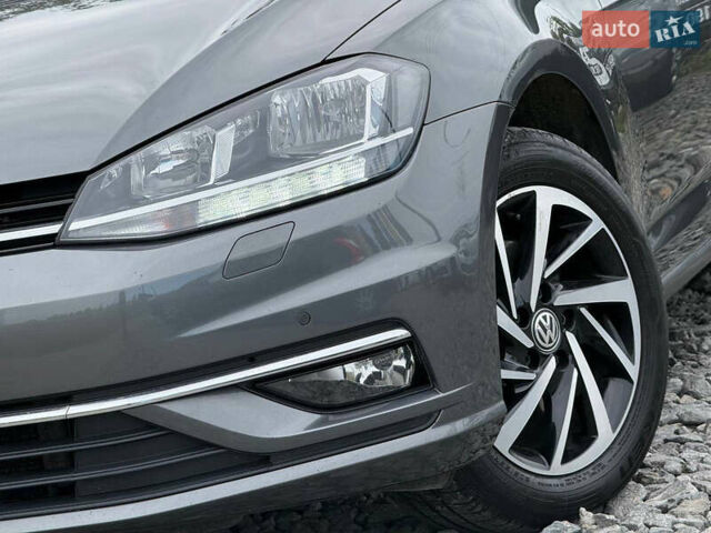 Серый Фольксваген Гольф, объемом двигателя 1.6 л и пробегом 234 тыс. км за 15300 $, фото 15 на Automoto.ua