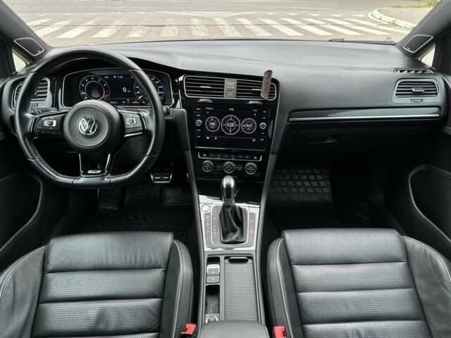 Серый Фольксваген Гольф, объемом двигателя 2 л и пробегом 52 тыс. км за 24950 $, фото 10 на Automoto.ua