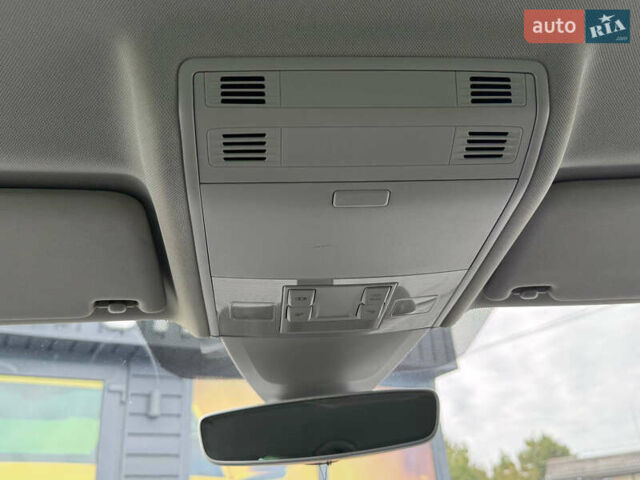 Серый Фольксваген Гольф, объемом двигателя 1.6 л и пробегом 234 тыс. км за 15300 $, фото 58 на Automoto.ua