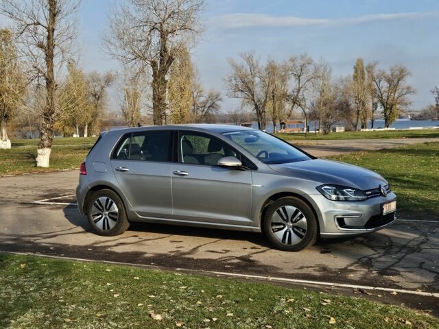 Серый Фольксваген Гольф, объемом двигателя 0 л и пробегом 87 тыс. км за 13000 $, фото 2 на Automoto.ua