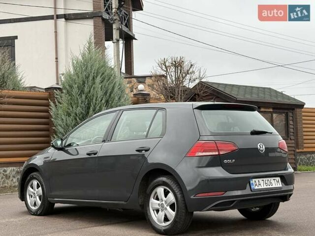 Серый Фольксваген Гольф, объемом двигателя 1 л и пробегом 230 тыс. км за 11300 $, фото 13 на Automoto.ua