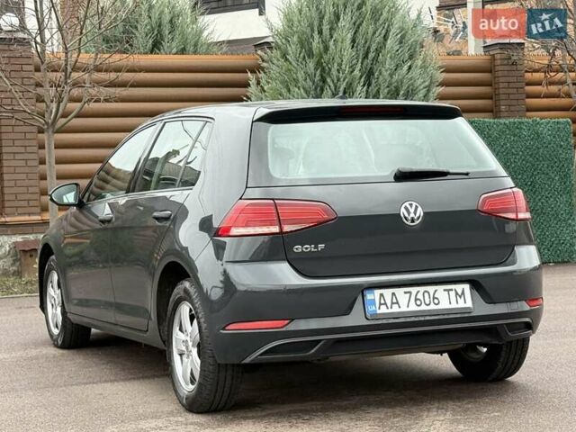 Серый Фольксваген Гольф, объемом двигателя 1 л и пробегом 230 тыс. км за 11300 $, фото 17 на Automoto.ua