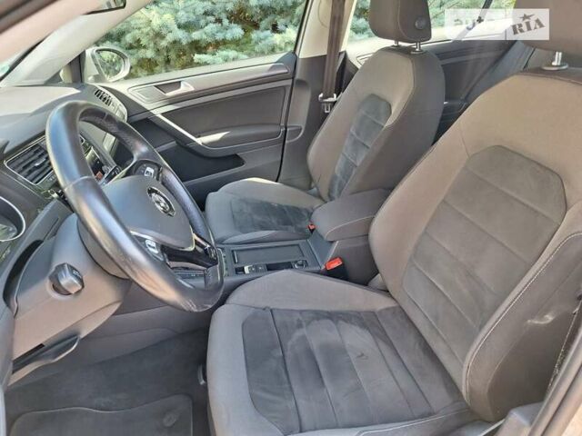 Сірий Фольксваген Гольф, об'ємом двигуна 1.6 л та пробігом 183 тис. км за 14900 $, фото 27 на Automoto.ua