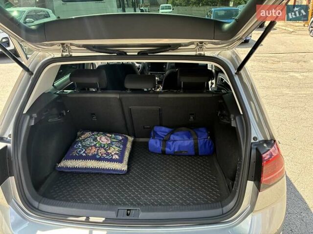 Сірий Фольксваген Гольф, об'ємом двигуна 1.4 л та пробігом 39 тис. км за 19800 $, фото 18 на Automoto.ua