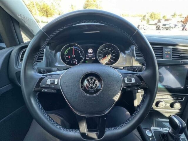 Серый Фольксваген Гольф, объемом двигателя 0 л и пробегом 34 тыс. км за 8500 $, фото 6 на Automoto.ua