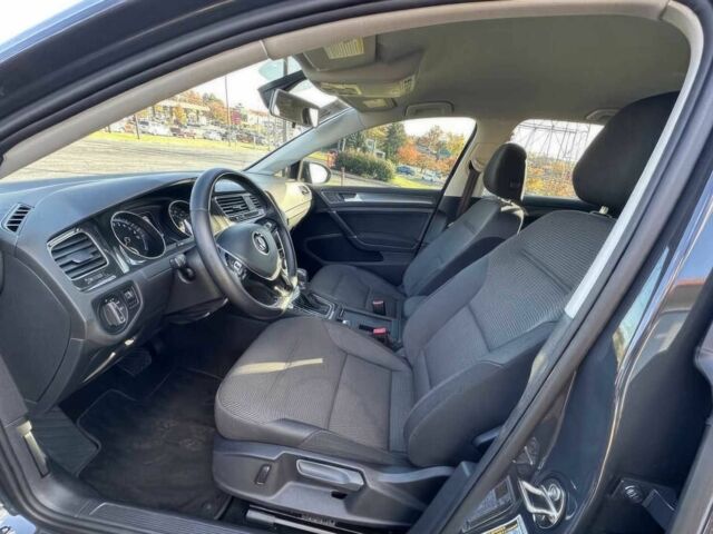 Серый Фольксваген Гольф, объемом двигателя 0 л и пробегом 34 тыс. км за 8500 $, фото 7 на Automoto.ua