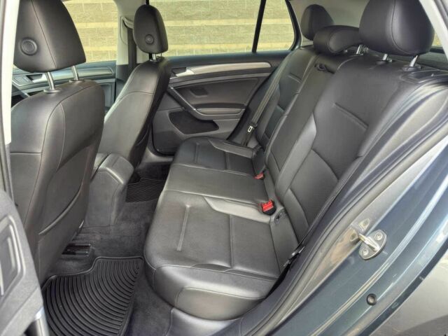 Серый Фольксваген Гольф, объемом двигателя 1.4 л и пробегом 34 тыс. км за 7800 $, фото 10 на Automoto.ua