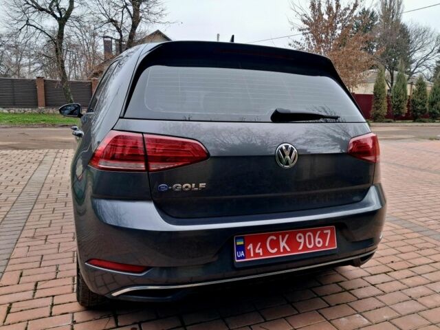 Серый Фольксваген Гольф, объемом двигателя 0 л и пробегом 97 тыс. км за 11999 $, фото 5 на Automoto.ua