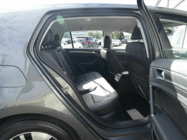 Сірий Фольксваген Гольф, об'ємом двигуна 0 л та пробігом 31 тис. км за 5000 $, фото 12 на Automoto.ua