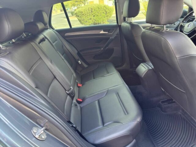 Серый Фольксваген Гольф, объемом двигателя 1.4 л и пробегом 34 тыс. км за 7800 $, фото 9 на Automoto.ua